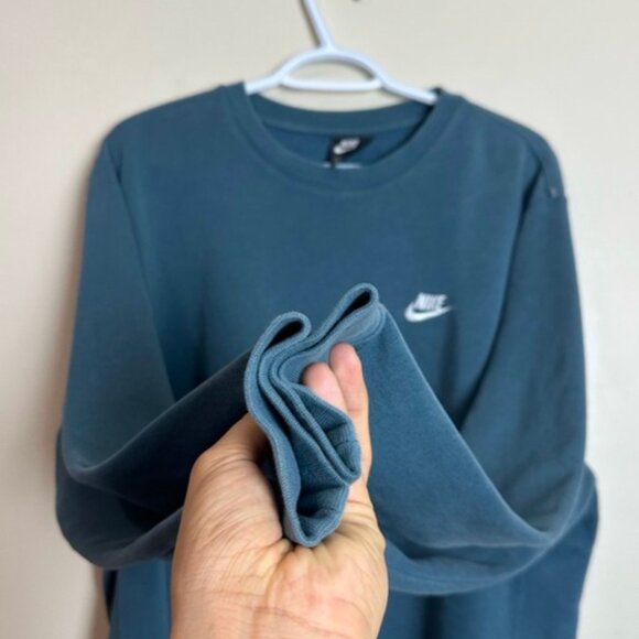 Nike crewneck sizeL - Picture 4 of 5